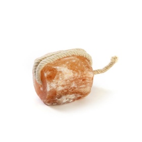 Himaalaja soolakivi nööriga hobustele 1,5kg 